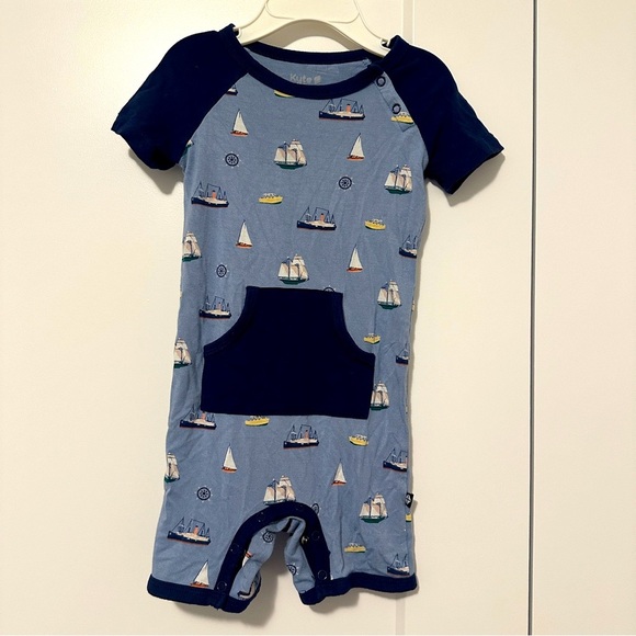 Kyte BABY Blue Nautical One Piece Short all Vintage Boats Size 2T - Picture 1 of 9